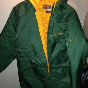 Vintage Nike green bay packers jacket